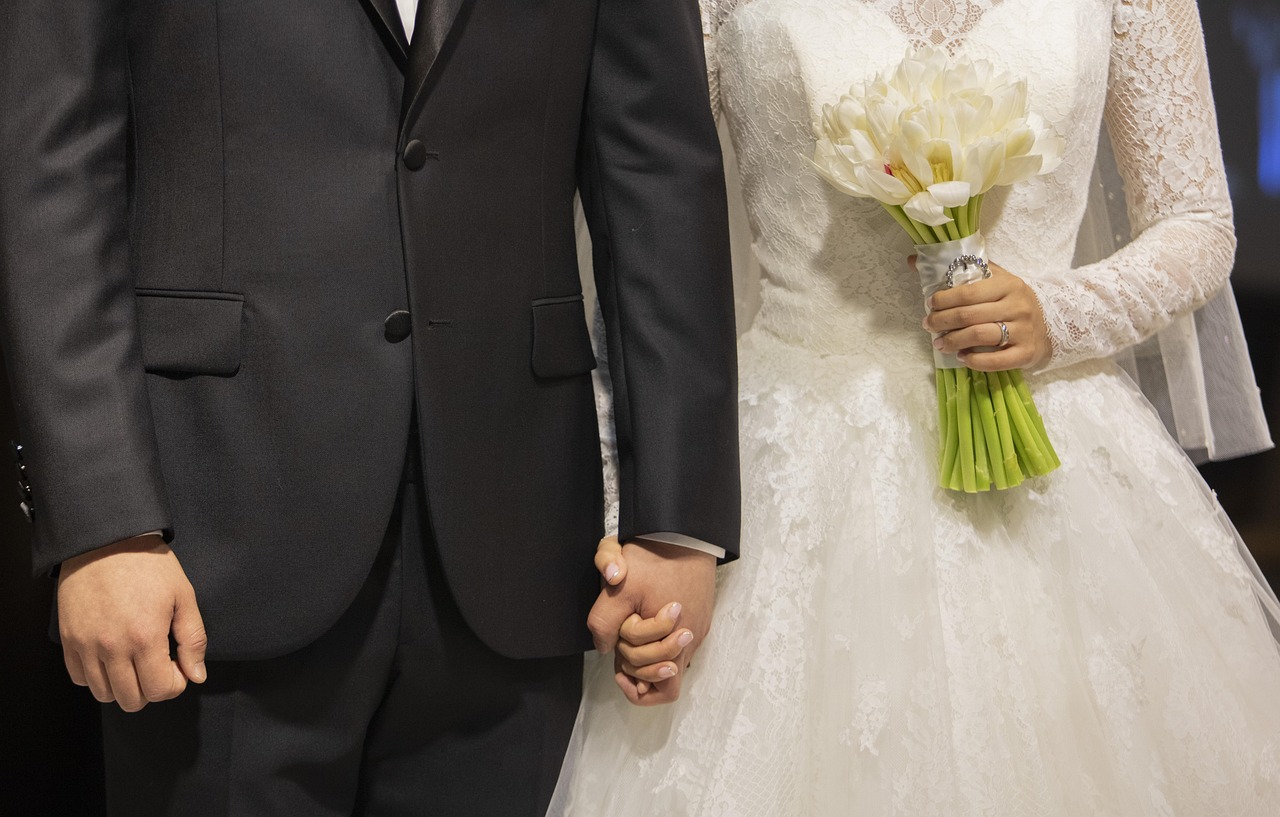 驻美使馆遇害两人的深情与英勇，将订婚的恋人永恒记忆