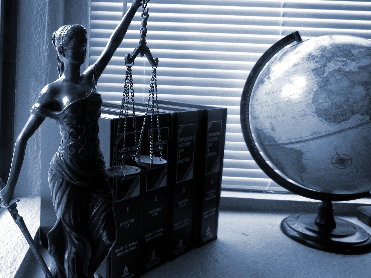 女子被打还击开庭四次改判不罚，正义与法律的博弈